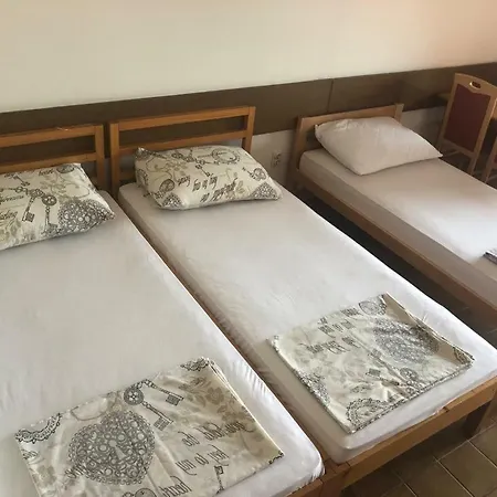 Duga Uvala Apartman Segotici