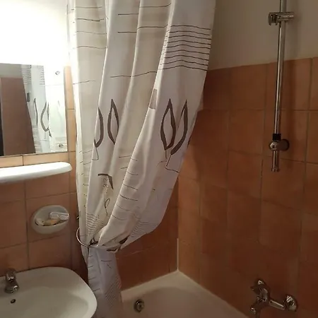 Duga Uvala Apartman *